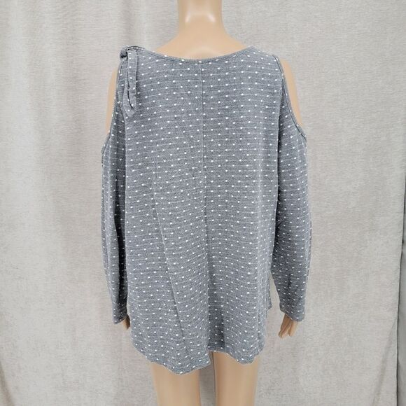 Lane Bryant Women's Plus Size 18/20 Gray Swiss Dot Cold Shoulder Sweater - Picture 6 of 12